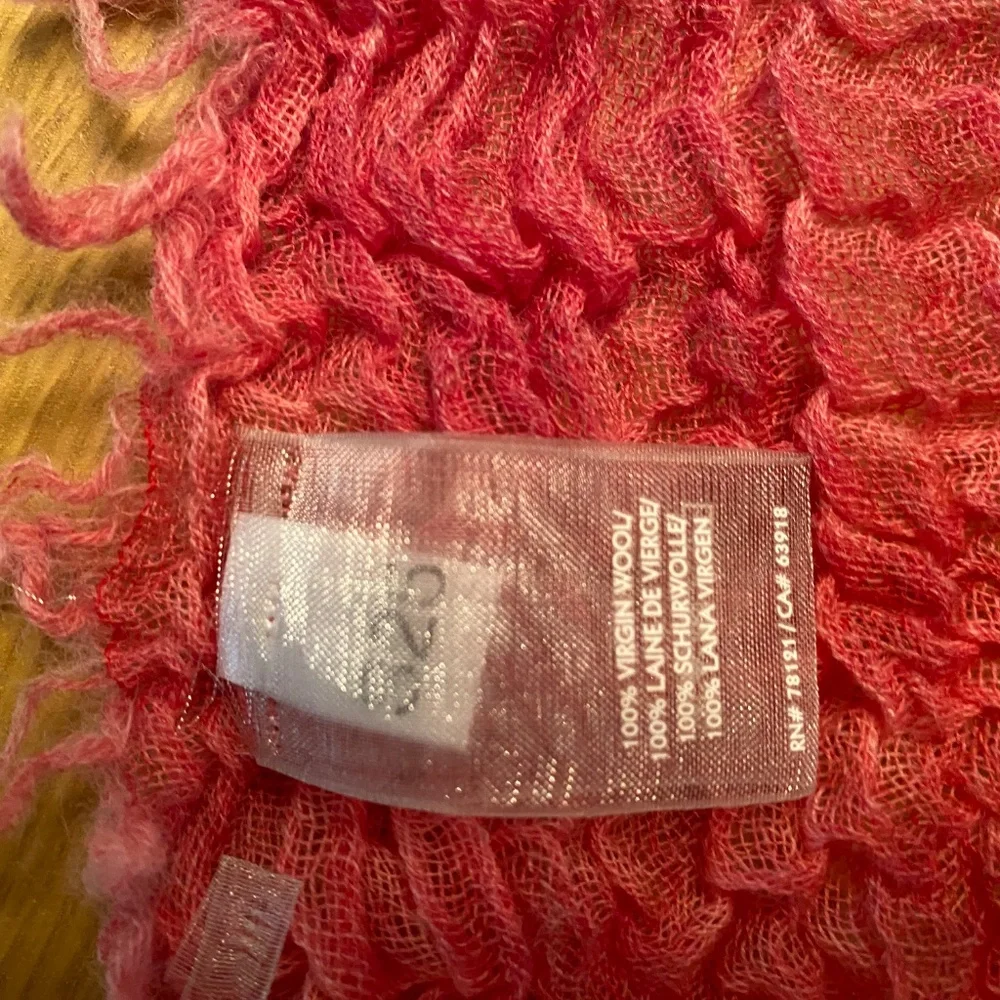 New Textured Maltinto Wool Gauze Scarf Wrap - never worn - Picture 3 of 5